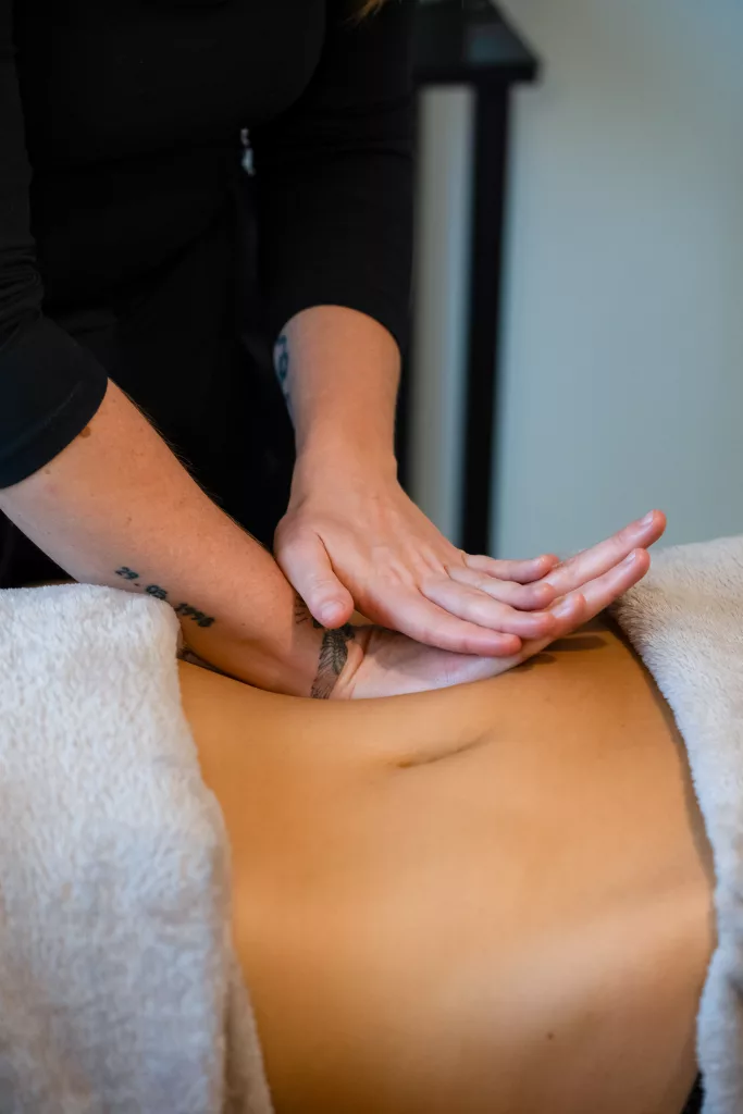 Massage ventre Lorient